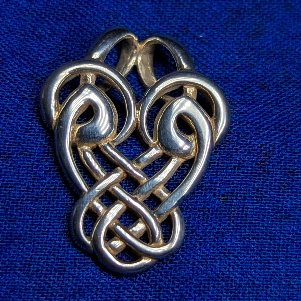 Sterling Silver Celtic Knot Pendant